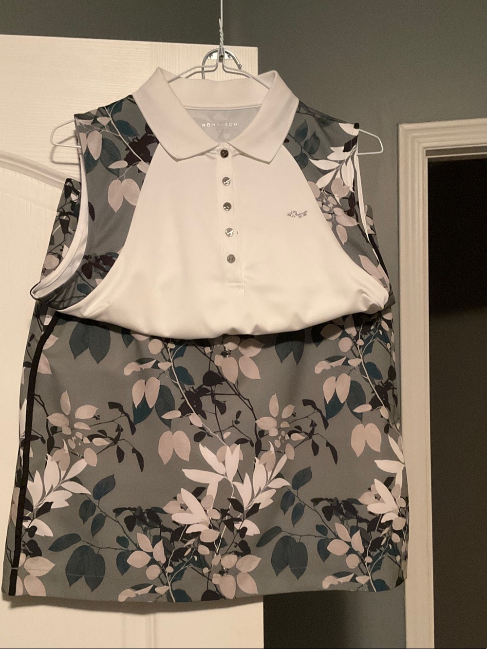 Rohnisch White Collar Floral Sleeveless Golf Tank